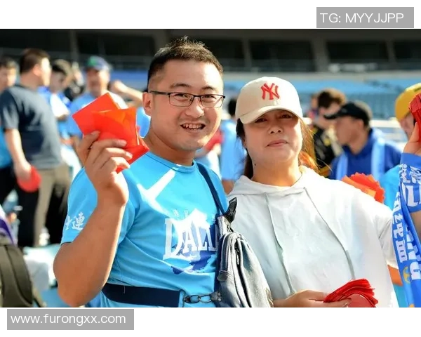 荷兰足球队长引领蓝色战舰重返巅峰挑战 世界杯再创辉煌