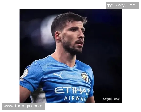 强硬足球明星崛起：从街头少年到绿茵场铁血领袖的传奇之路